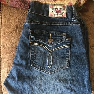 YMI Size 7 Jeans Excellent